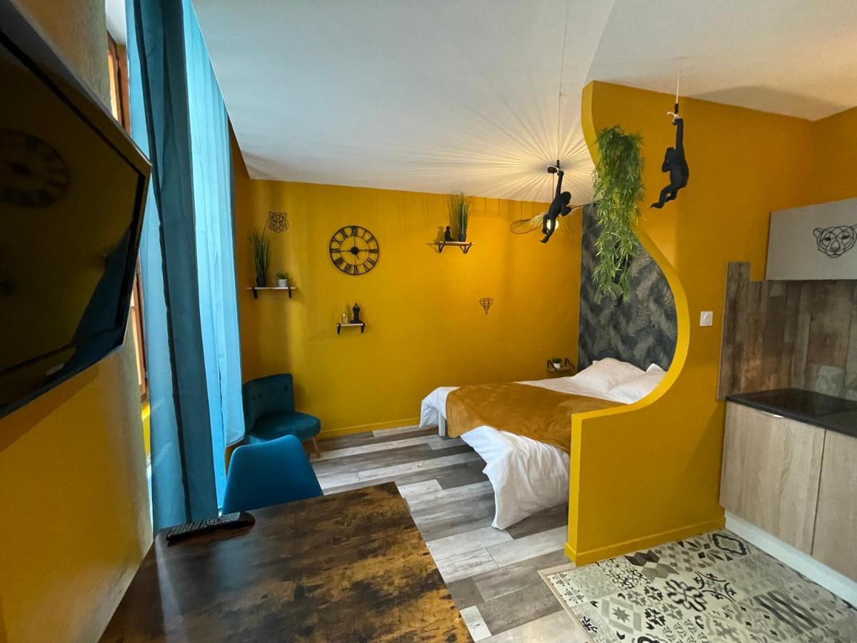 Jungle Room โรม็อง-ซูร์-อีแซร์ ภายนอก รูปภาพ
